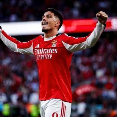 Avançado do Benfica Ivanovic entra na lista de reservas da Croácia para 2026