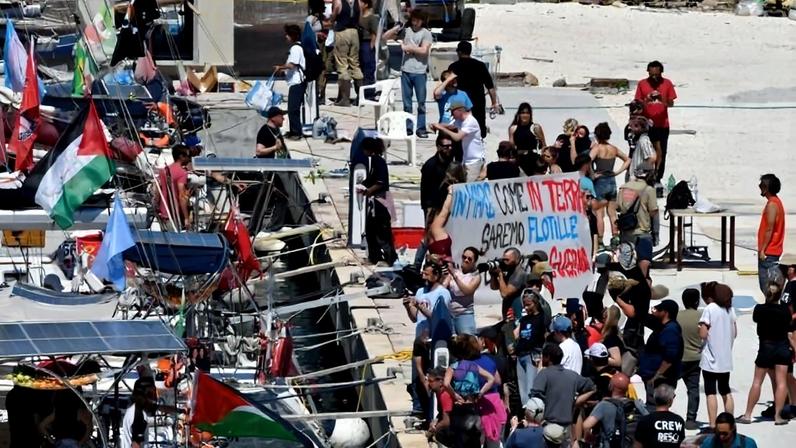 Flotilha diz que ativistas Ávila e Abukeshek são transferidos para Israel