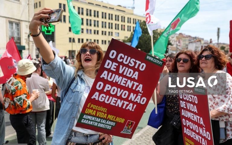 Milhares assinalam Dia do Trabalhador em Lisboa em luta contra pacote laboral
