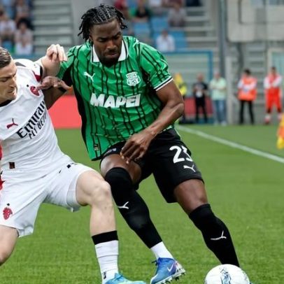 AC Milan empata e falha subida ao segundo lugar; Inter aproxima-se do título