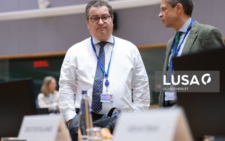 Governo vai aplicar taxas sobre lucros extraordinários de energéticas