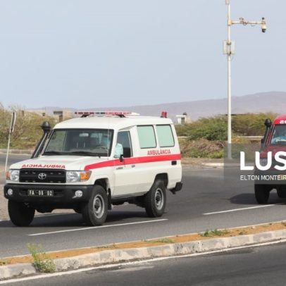 PM cabo-verdiano fala com líder da OMS; navio deverá seguir viagem