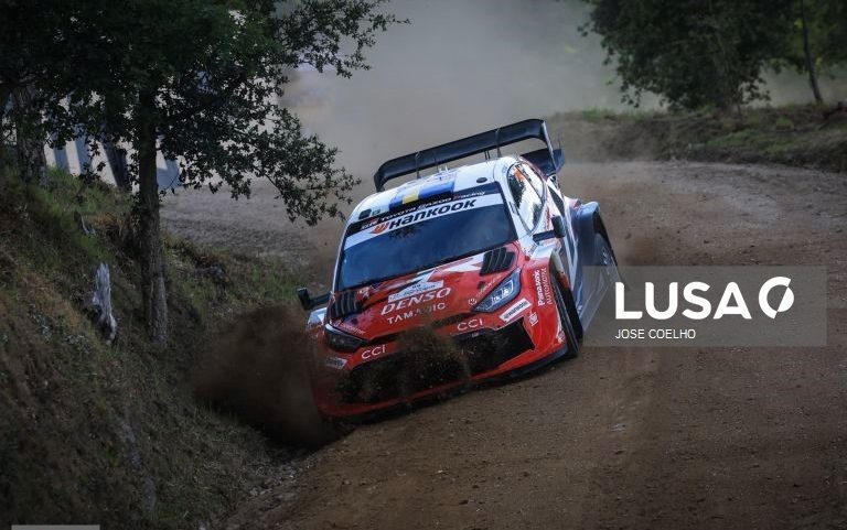 Chuva de Paredes promove Solberg de quarto para primeiro no Rali de Portugal