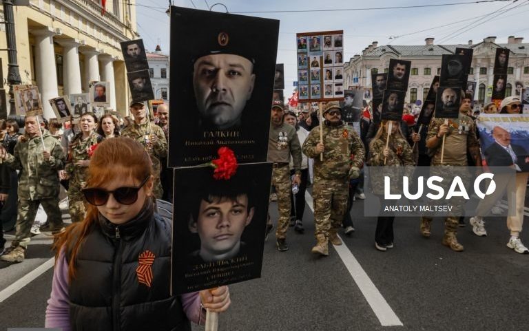 Idosa detida na Rússia por protestar contra o regime durante o Dia da Vitória