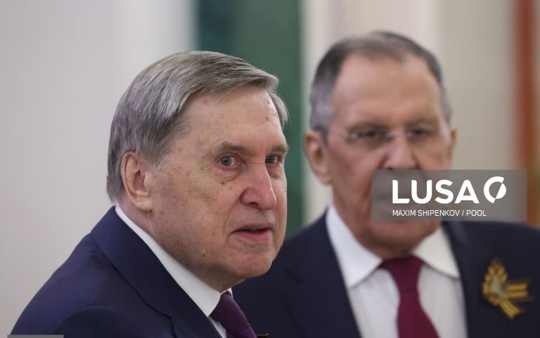 Kremlin espera mediadores dos EUA em breve nas negociações com a Ucrânia