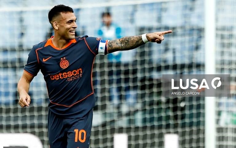 Inter de Milão vence Lazio e mantém liderança da Série A