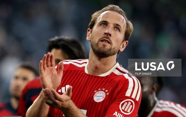 Bayern vence Wolfsburg após eliminação na Liga dos Campeões
