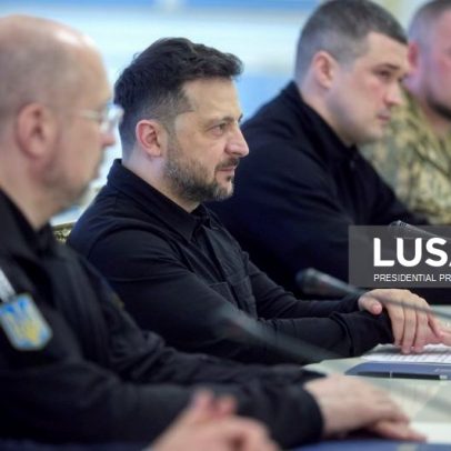 Zelensky diz que houve atividade na frente mesmo com cessar-fogo