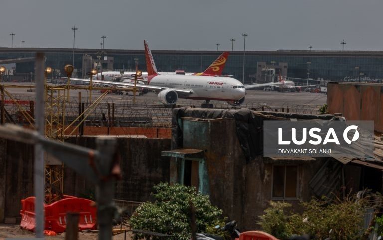 Air India reduz rotas domésticas após cortes em voos internacionais