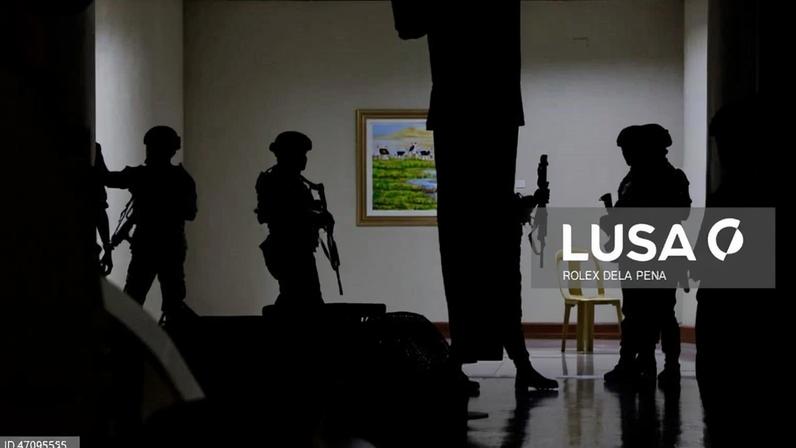 Tiros no Senado filipino durante tentativa de detenção de senador