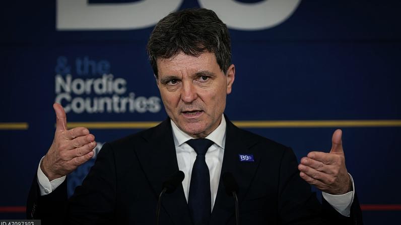 Presidente romeno reúne conselho de defesa após queda de drone russo