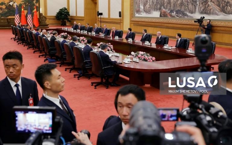Trump e Xi encerram reunião após duas horas sobre Taiwan