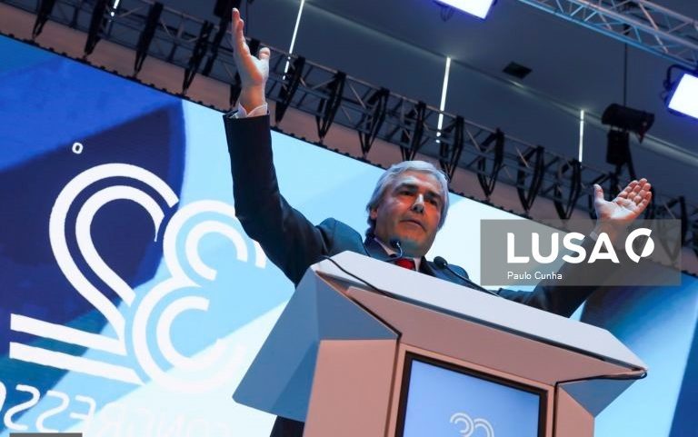 Nuno Melo considera anormal combater parceiro de coligação