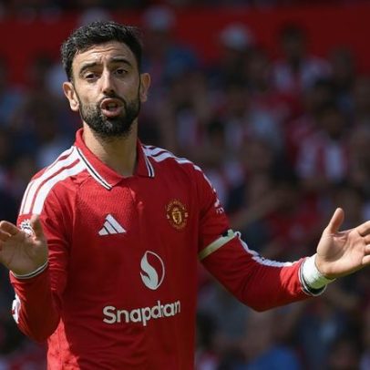 Bruno Fernandes eleito melhor futebolista da Liga inglesa 2025/26