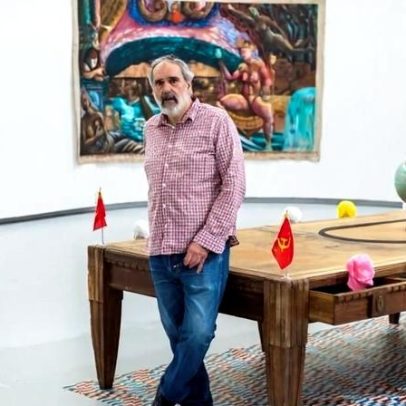 Manuel João Vieira apresenta pluriverso na exposição de artes plásticas Lisboa