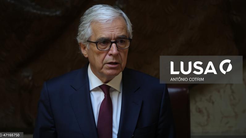 Aguiar-Branco aponta auditoria jurídica ao projeto de revisão do Chega