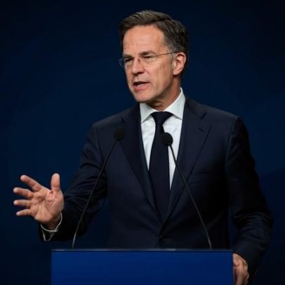 Secretário-geral da NATO confirma presença do presidente ucraniano na Turquia