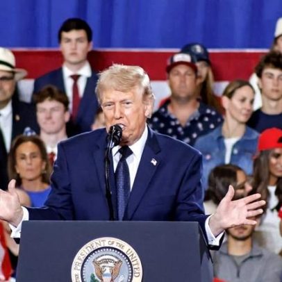 Trump diz que acordo está próximo, mas admite retomar a guerra