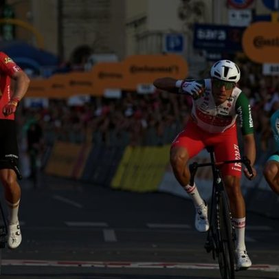 Dversnes vence 15ª etapa do Giro; Vingegaard mantém liderança