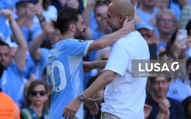 Bernardo Silva elogia Guardiola na despedida conjunta do Manchester City