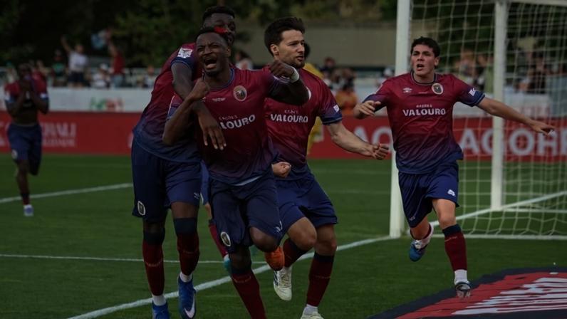 Torreense busca vaga na I Liga; Casa Pia tenta manter-se no escalão.