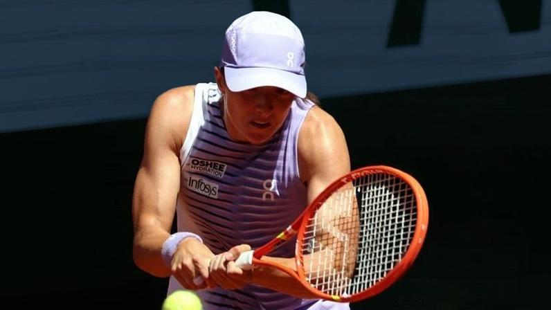 Swiatek vence Emerson Jones e avança à segunda ronda de Roland Garros