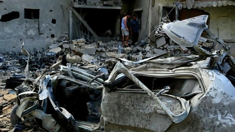 Ataques israelitas deixam 11 mortos no sul do Líbano