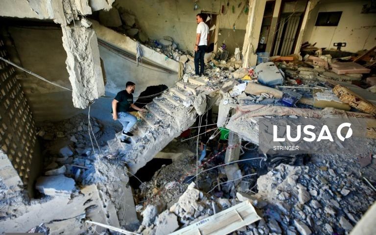 Israel bombardeia Beirute depois de atacar 135 alvos no sul do Líbano