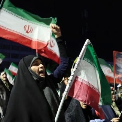Acordo em negociação com EUA prevê libertação de milhões em ativos iranianos