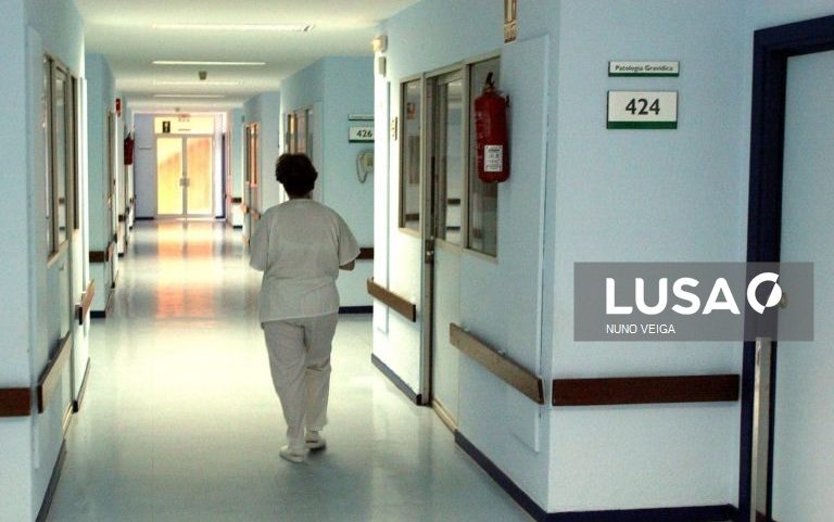 Falta de 14 mil enfermeiros coloca SNS em “risco de colapso”, alerta ordem