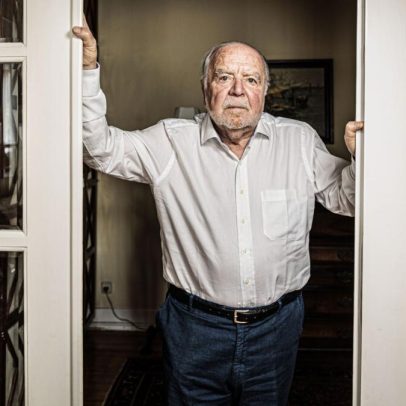 Manuel Alegre faz 90 anos e afirma continuar a pensar no futuro
