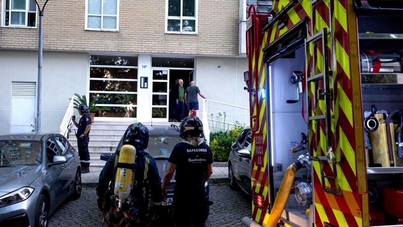 Incêndio no oitavo andar destrói cozinha e causa pânico na Prelada