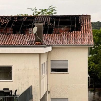 Raio atinge telhado e provoca incêndio numa moradia em Monção