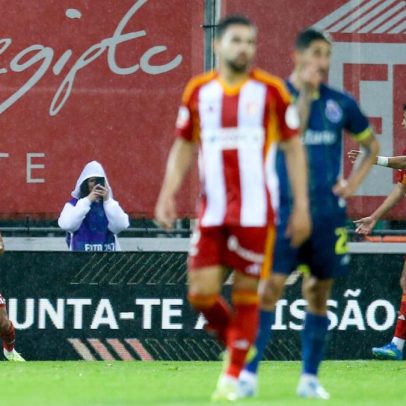 Porto sofre derrota frente ao AVS após levar três golos