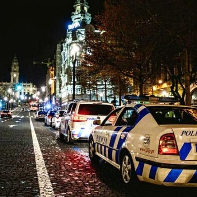 Homem detido suspeito de roubo e violação de turista junto aos Aliados