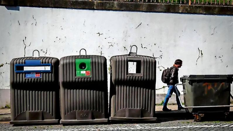 Resíduos são levados para aterro da Suldouro, em Sermonde, onde são reciclados