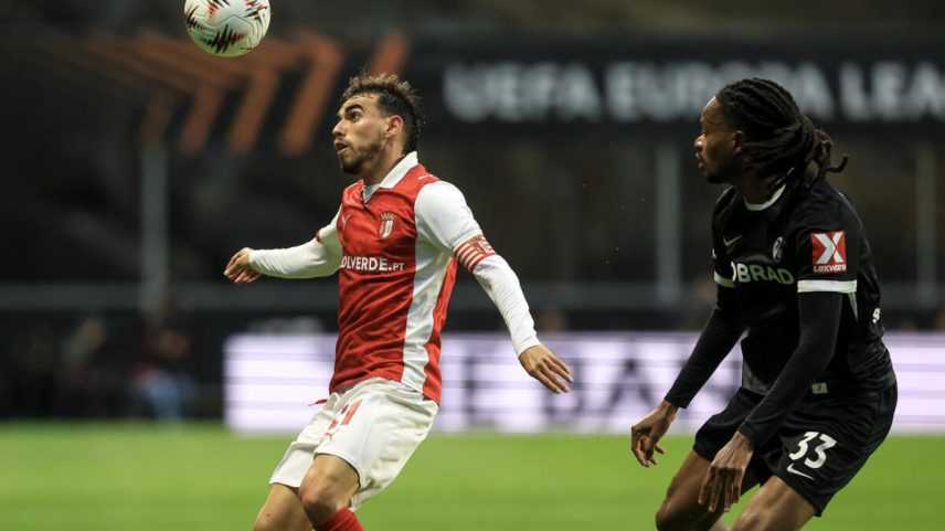 Ricardo Horta lesionou-se na primeira mão da eliminatória com o Friburgo