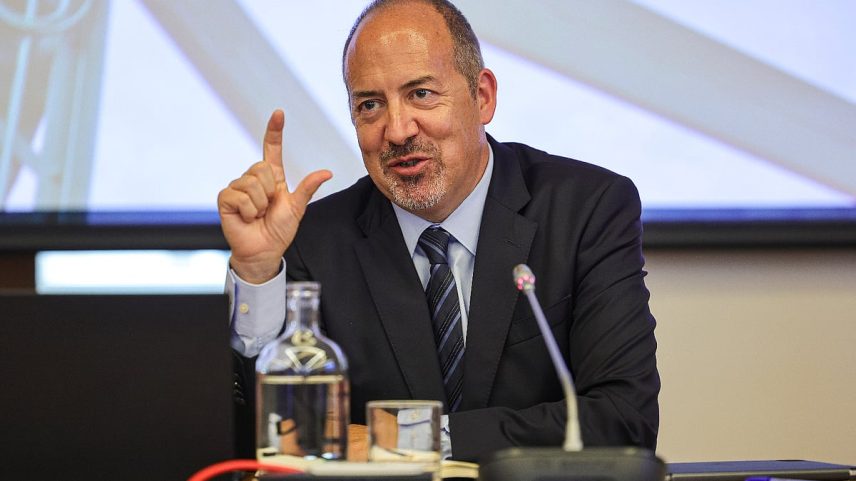 Crédito à habitação: Santos Pereira defende taxa de esforço de 45% e regras BdP