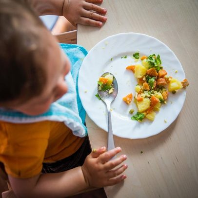 Crise energética e habitacional eleva pedidos de ajuda alimentar