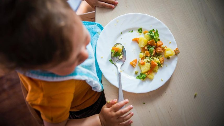 Crise energética e habitacional eleva pedidos de ajuda alimentar