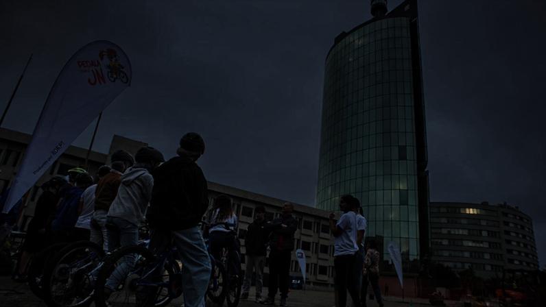Ciclistas seguem de boleia no Grande Prémio JN/Leilosoc