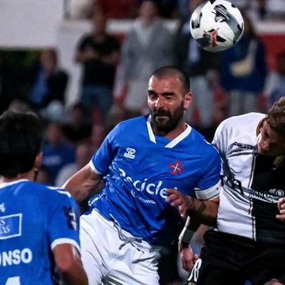 Farense garante permanência na Liga 2 após empate sem gols com o Belenenses