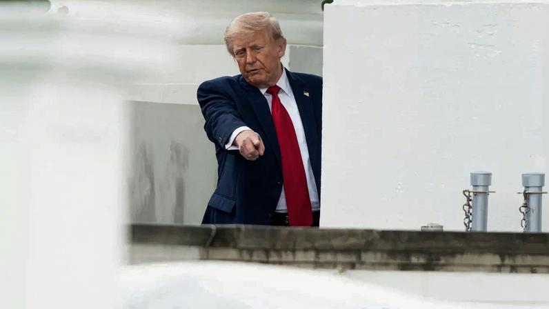 Trump defende destruição de urânio enriquecido ou entrega aos EUA