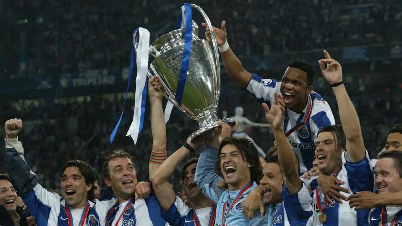 Vítor Baía relembra a Liga dos Campeões de 2004 e noites históricas