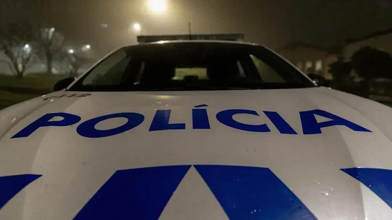 Mulher exige 100 mil euros a família e é detida no Seixal ao recolher dinheiro