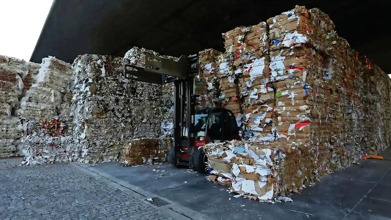Percorreu mais de 12 mil quilómetros a pé por 25 países da Europa