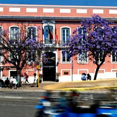 Contratos de 2 milhões entre autarquias e empresas de militantes do PS sob PJ