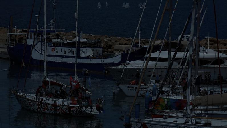 Dois ativistas da flotilha transferidos para Israel e o restante para a Grécia