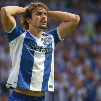 Liverpool dispensa Arne Slot um ano após conquista da Premier League