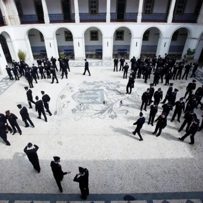 Cadete expulso da PSP por publicações extremistas recorre ao Supremo